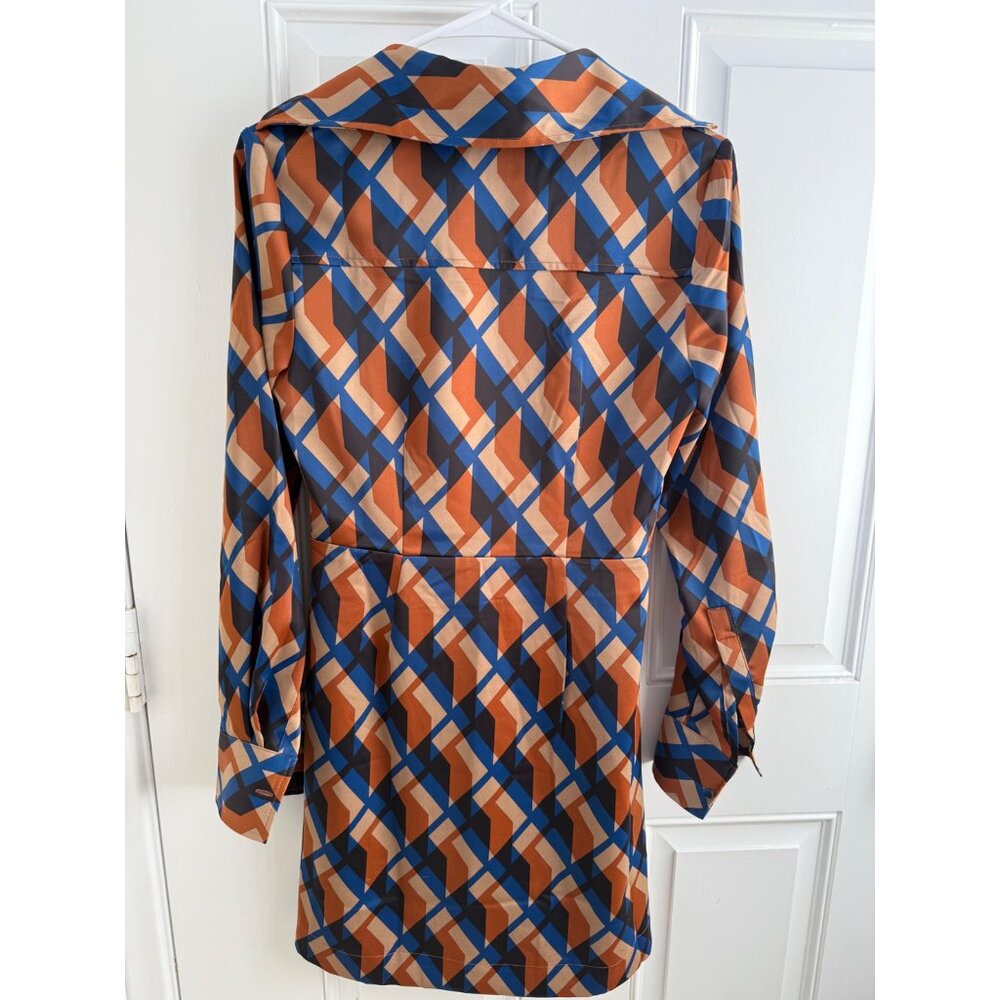 Banana Republic Blue and Orange Geometric Print Satin Wrap Dress - Picture 10 of 12